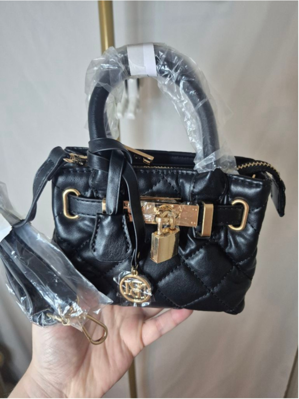 STUDIO BADGLEY MISCHKA Mini Diamond Quilted Tote Black